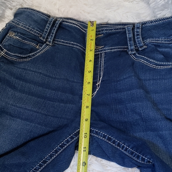 WallFlower Jeans Women's  Size 9 Blue Medium Wash Boot Cut Jeans - Picture 6 of 10